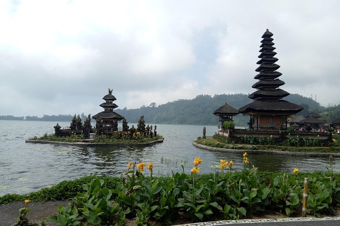 Private Tour: Handara Iconic Gate, rice terrace & Ulundanu Temple - Who will enjoy this outing most?