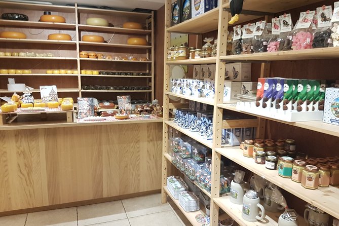 Private Tour of Simonehoeve Cheese Farm and Clog Factory - What happens during the one-hour visit
