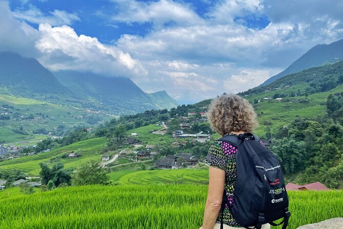 Private Trekking through Terraces Rice Fields in Sapa - Ta Van and the Giay community