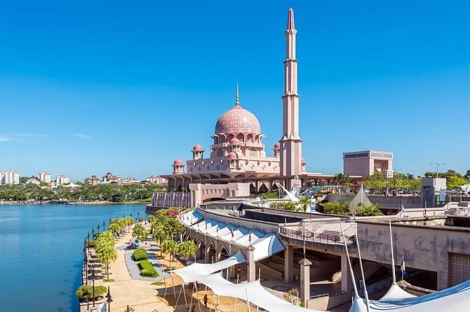 Putrajaya and Agricultural Heritage Park Tour - Why Putrajaya makes a good half-day trip