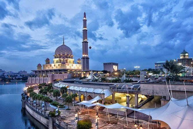 Putrajaya and Agricultural Heritage Park Tour - Putrajaya Wetlands Park shows the city’s practical side