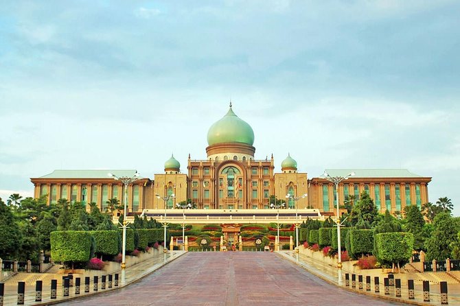 Putrajaya City Tour with Batu Caves and Agriculture Heritage Park - The convention center’s spaceship design
