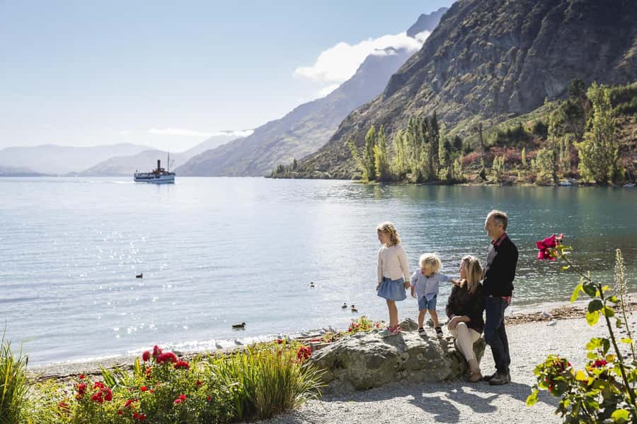 Queenstown: Queenstown Lake Cruise and Walter Peak Farm Tour - Booking advice for a smoother day