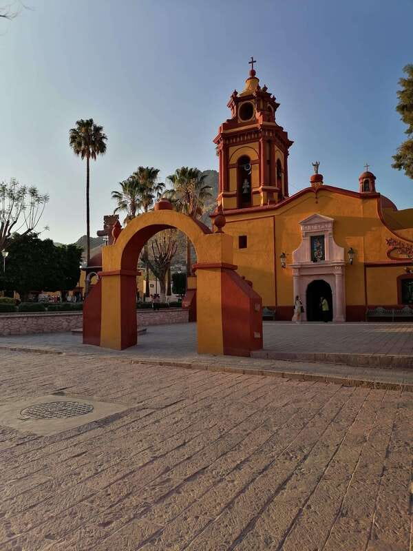 Querétaro: Haciendas, Vineyards, and Magical Towns Day Trip - Hacienda Atongo brings old architecture into the day