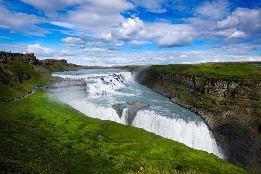Reykjavik: Golden Circle, Silfra Snorkeling, and Farm Lunch - Þingvellir and the short walk to Öxarárfoss