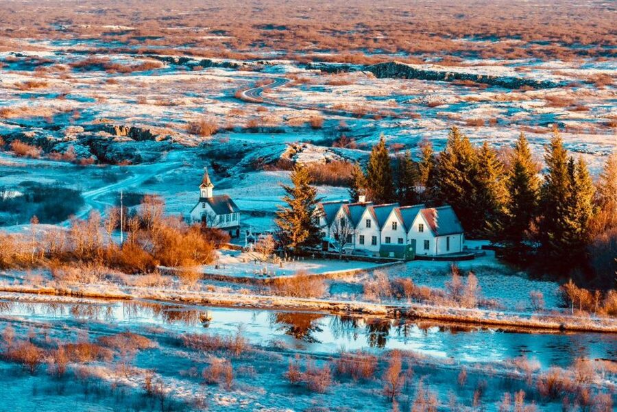 Reykjavik: Golden Circle, Tomato Farm and Kerið Crater Tour - Efstidalur: a sweet pause with local character