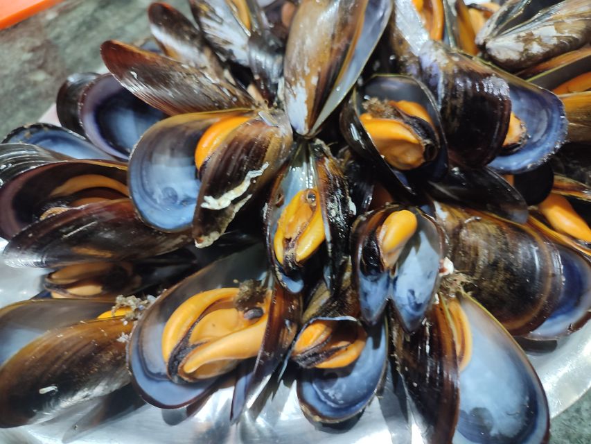 Ría de Arousa: Boat Ride to Mussel Farm with Tasting - Why the Ría de Arousa makes a good food tour