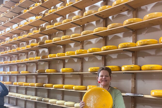 Rotterdam- Kinderdijk -Cheese Farm Experience min 4 max 100 PP - Who will enjoy this outing most?