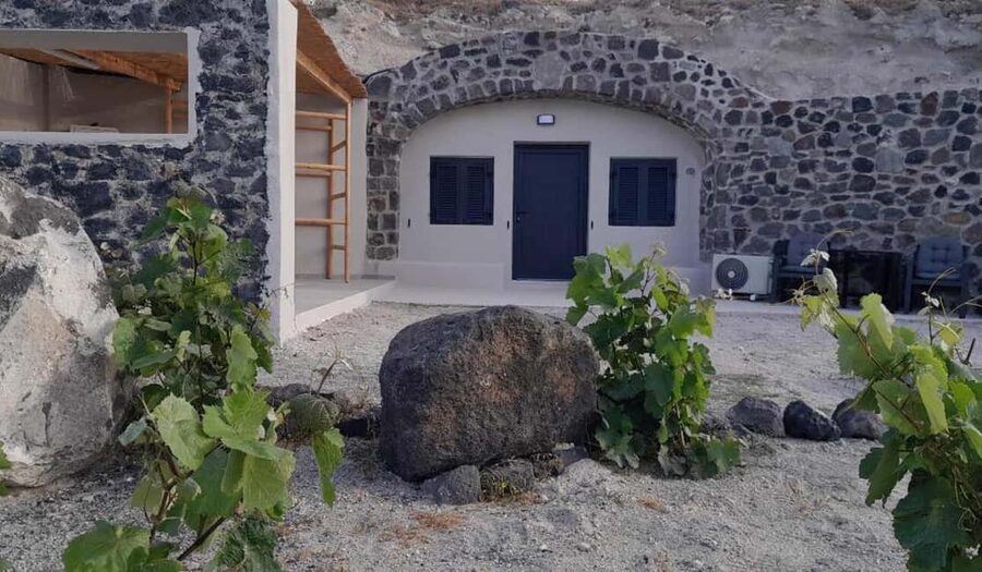 Santorini: Private Agri-Educational Visit to an Organic Farm - Timing, walking, and the practical side