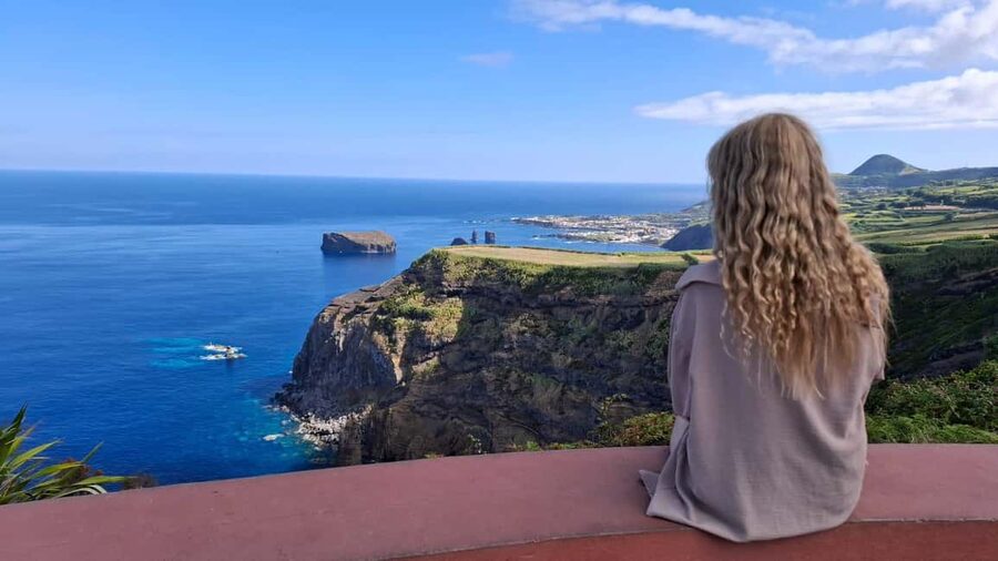 São Miguel: 2-Day Island Tour, Tea & Pineapple Plantation - Who should book this experience