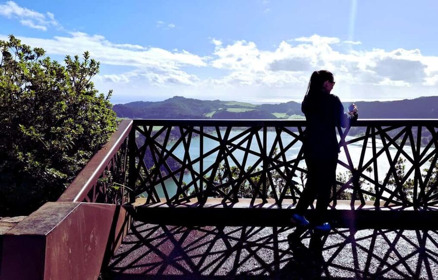 São Miguel: 2-Day Island Tour, Tea & Pineapple Plantation - Day one: pineapples, Sete Cidades, and the western coast