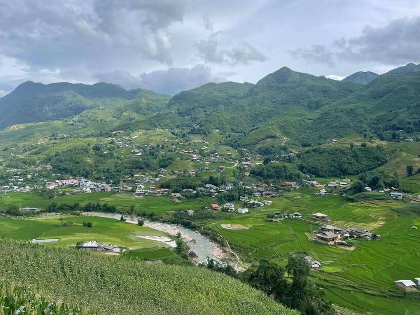 Sapa: 1-Day Trek to Mountain, Local Villages & Rice Terraces - Dragon Jaw Mountain gives this trek its shape