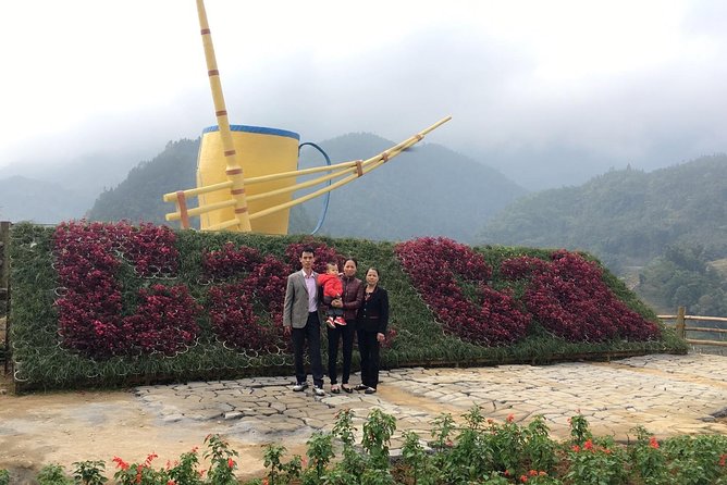 Sapa Private Trekking Through Rice Terraced Fields - 1Day - Y Linh Ho and the first rice terrace views