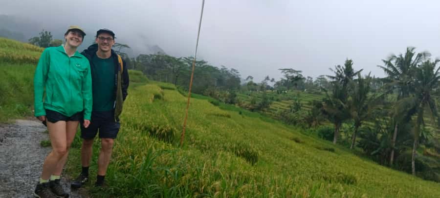 Sidemen rice terraces trek and local village walk - Following the irrigation channels into the paddies