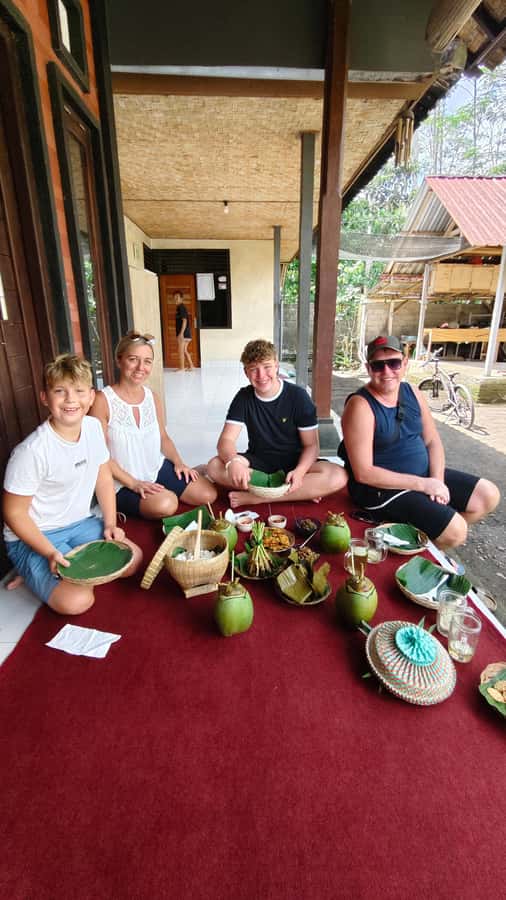 Sidemen rice terraces trek and local village walk - Local stories make the scenery more meaningful