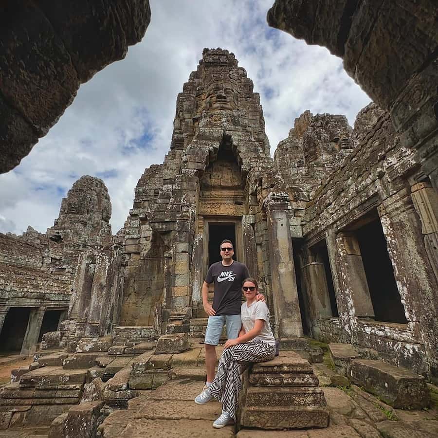 Siem Reap: Scenic Countryside & Silk Farm Jeep Tour - One hour at Angkor Silk Farm
