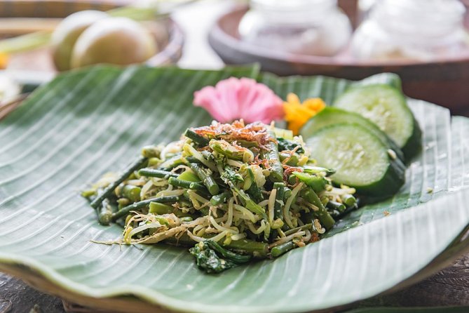 Small-Group Farm Tour & Balinese Cooking Class in Ubud with Kadek - Walking the farm with Kadek
