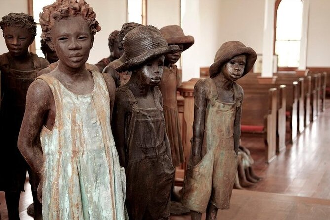 Small-Group Laura and Whitney Plantation Tour from New Orleans - Laura Plantation, Creole stories and a guided house visit