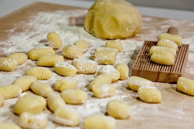 Sorrento Villa Cooking Class with Fresh Harvest Lunch - Price, group size, and overall value