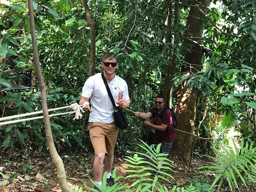 Temple and Jungle Trekking tour with Lunch at Farm-to-Table - Guide style and group atmosphere