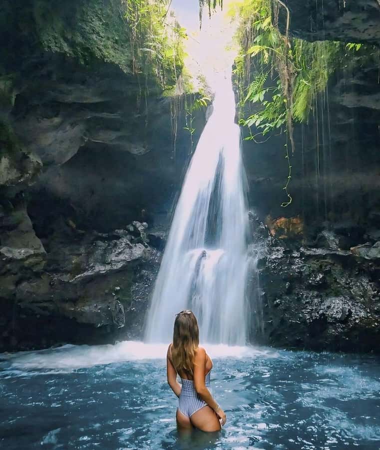 Tetebatu : Walk on Rice Terrace, Waterfall and Black Mongky - Village homes, coffee, and coconut oil