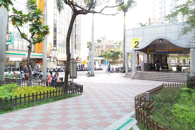 Thousand Island Lake and Pinglin Tea Plantation from Taipei - Pinglin Old Street and the tea tasting