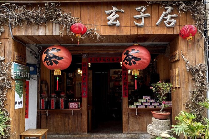 Thousand Island Lake and Pinglin Tea Plantation from Taipei - What the $52 price gives you