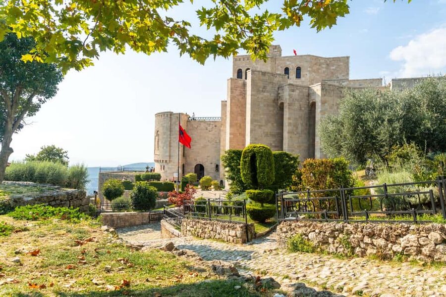 Tirana: Kruja Day Trip with Farm-to-Table Lunch - Walking Kruja’s old bazaar