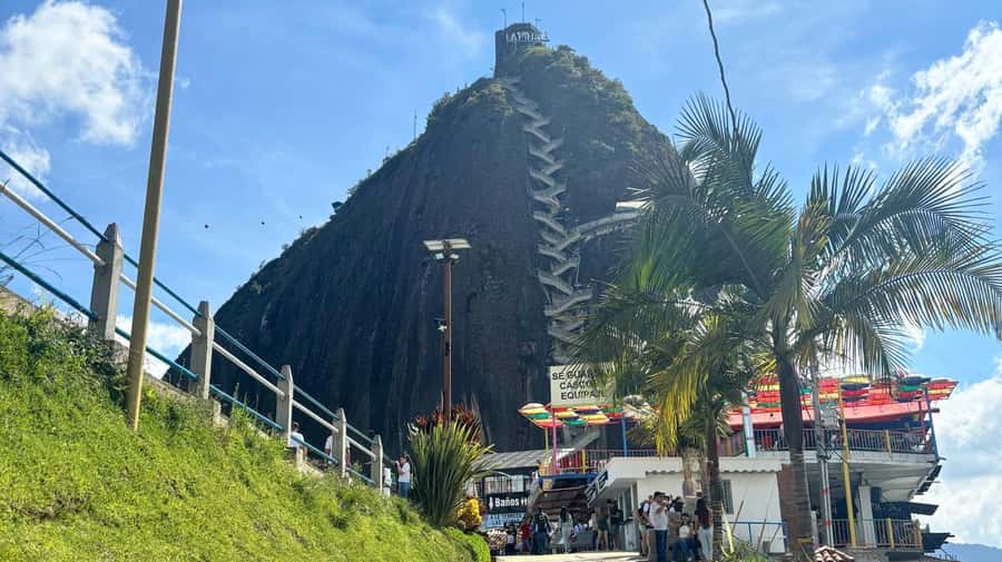 Tour Guatapé con visita a Granja de las Llamas y las Alpacas - A Guatapé day with more than the usual postcard stops