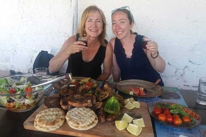 Traditional Barbecue Experience at Traditional Farm in Mykonos - Who should book this experience?