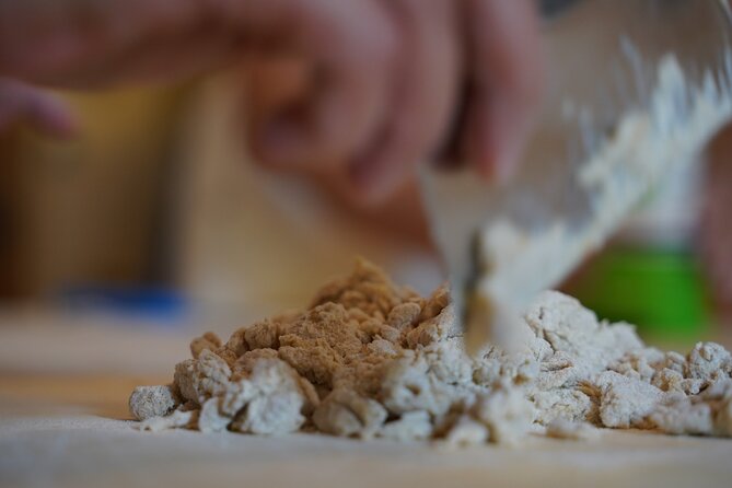 Traditional Farmhouse Cooking Experience in Lucca with Lunch or Dinner - Why the family setting matters