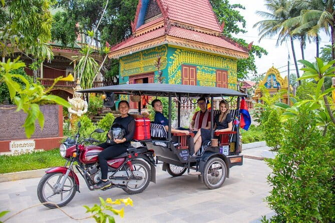 Traditional Khmer Water Blessing by Monk and Lotus Farm Visit - The Royal Residence and the shrine of Phreah Ang Chek and Phreah Ang Chom