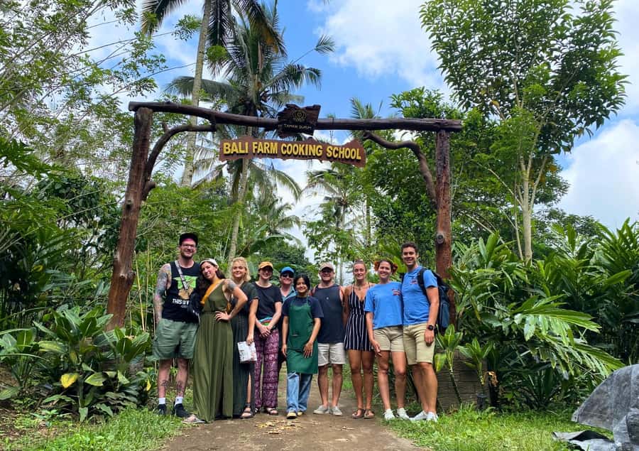 Ubud: Balinese Cooking Class at an Organic Farm - Booking advice for the best version of the day