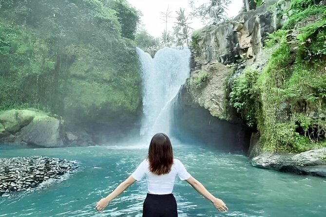 Ubud Day Tour: Sacred Monkey Forest, Tegenungan Waterfall, Rice Terrace - Tegenungan Waterfall and the 160-plus steps