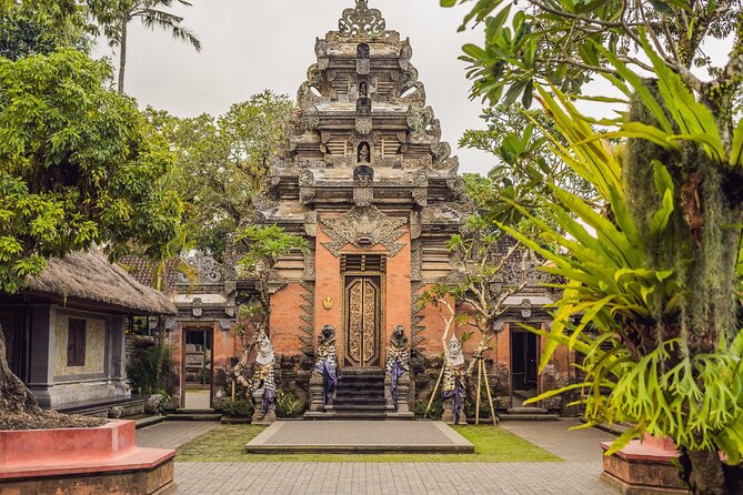 Ubud Iconic Full Day Tour Monkey Forest Rice Terraces Waterfalls - Ubud Palace and the town’s traditional market