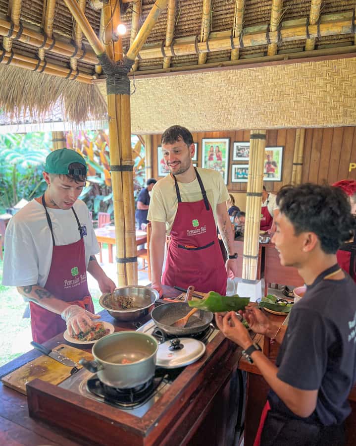 Ubud: Organic Farm Harvest, Bali Cooking Class by Pemulan - Timing, meeting point, and the practical details