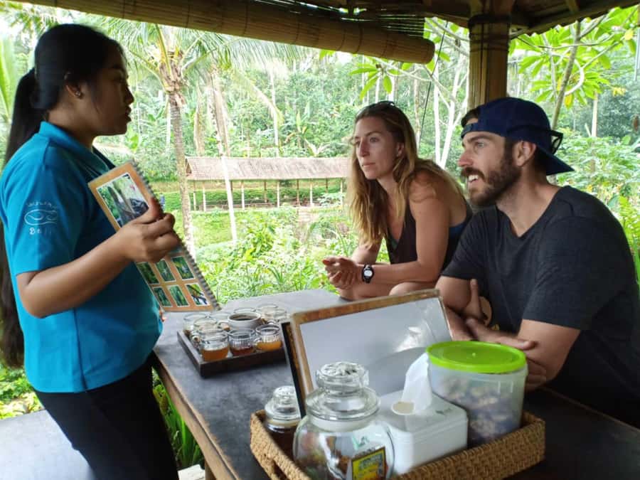 Ubud: Private Scenic Waterfalls and Rice Terraces Tour - Coffee tasting in Br Temen Tampaksiring