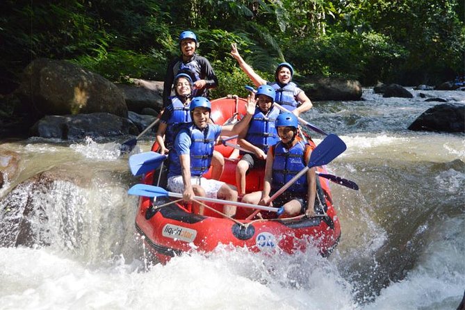 Ubud Rafting - Rice Terrace - Tegenungan Waterfall - Tanah Lot Sunset Temple - Ayung River rafting, two hours of class 2 and 3 rapids