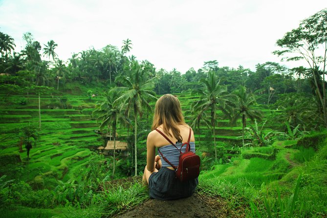 Ubud yoga, rice terrace walk and floating Breakfast tour - Floating breakfast at a scenic cafe