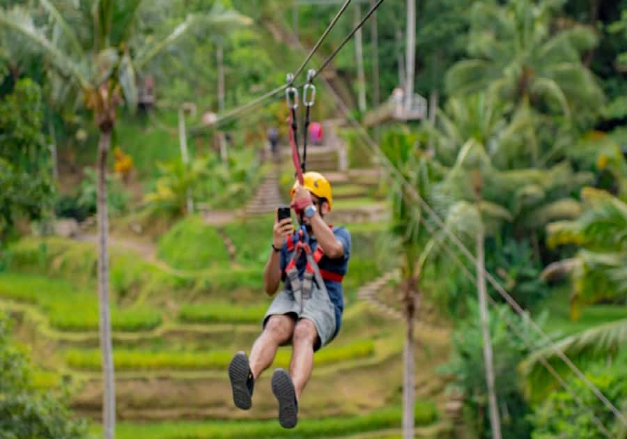 Ubud: Zip-line Adventure, River Rafting & Rice Terraces Tour - Drivers and guides are a real part of the experience
