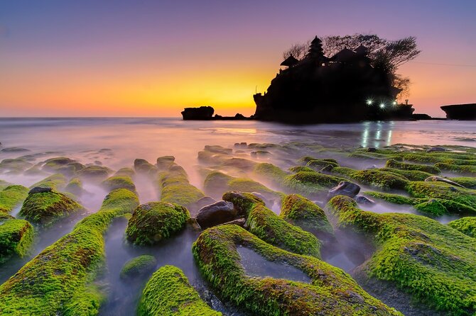 Ultimate North Bali Tour – Tanah Lot, Ulun Danu & Rice Terraces - Handara Gate: a quick, famous image