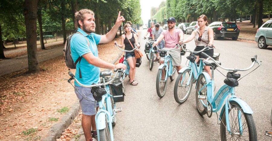 Versailles Bike Tour with Palace & Queen Farm Entrance - Why a bicycle changes Versailles