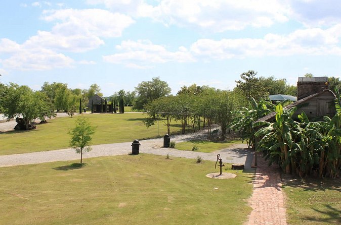 Whitney Plantation Tour with Transportation - What the visit does especially well