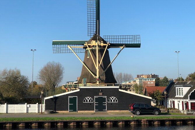 Windmill, Dairy Farms & Countryside Electric Bike Tour - Durgerdam finishes the countryside loop by the water