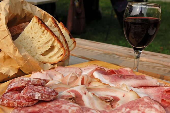 Wine Experience in farm vineyard & winery from Montecatini T. - The social side is part of the experience
