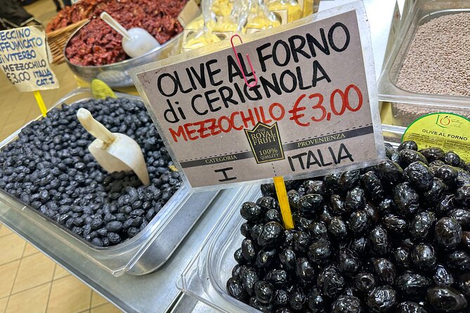 Wine Tasting and Food Tour at Vatican and Trionfale Farmers - 50 minutes among the stalls at Mercato Trionfale