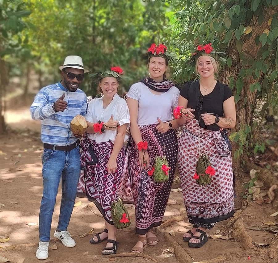 Zanzibar: Spice Farm Tour with Traditional Cooking Lesson - Walking among vanilla, cloves, cinnamon, and pepper